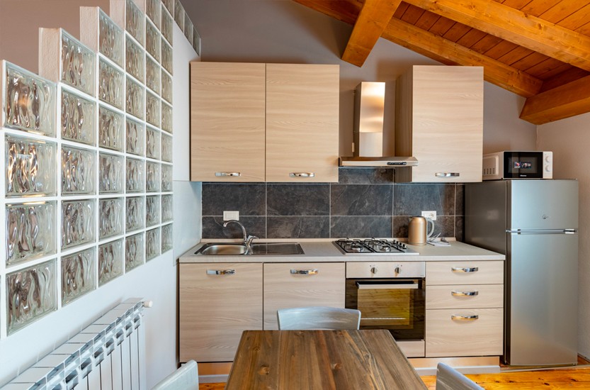 Cucina in legno moderna Incantevole Loft